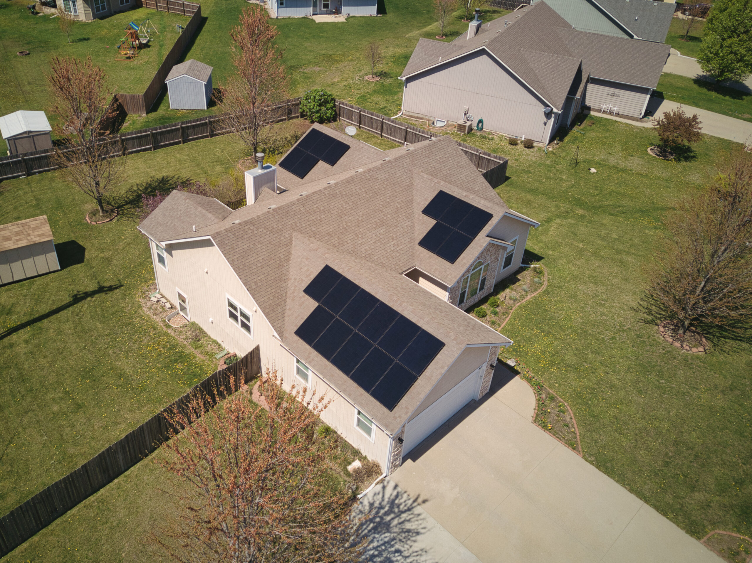 7035kw Sunpower Residential Solar Installation In Baldwin Kansas 5767